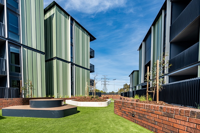 Image of Resident common area with beautiful outdoor area surrounded by greenery